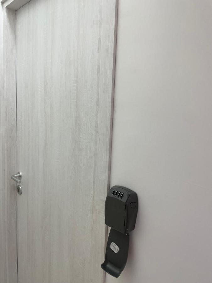Lumacors House Bed & Breakfast Наполи Екстериор снимка